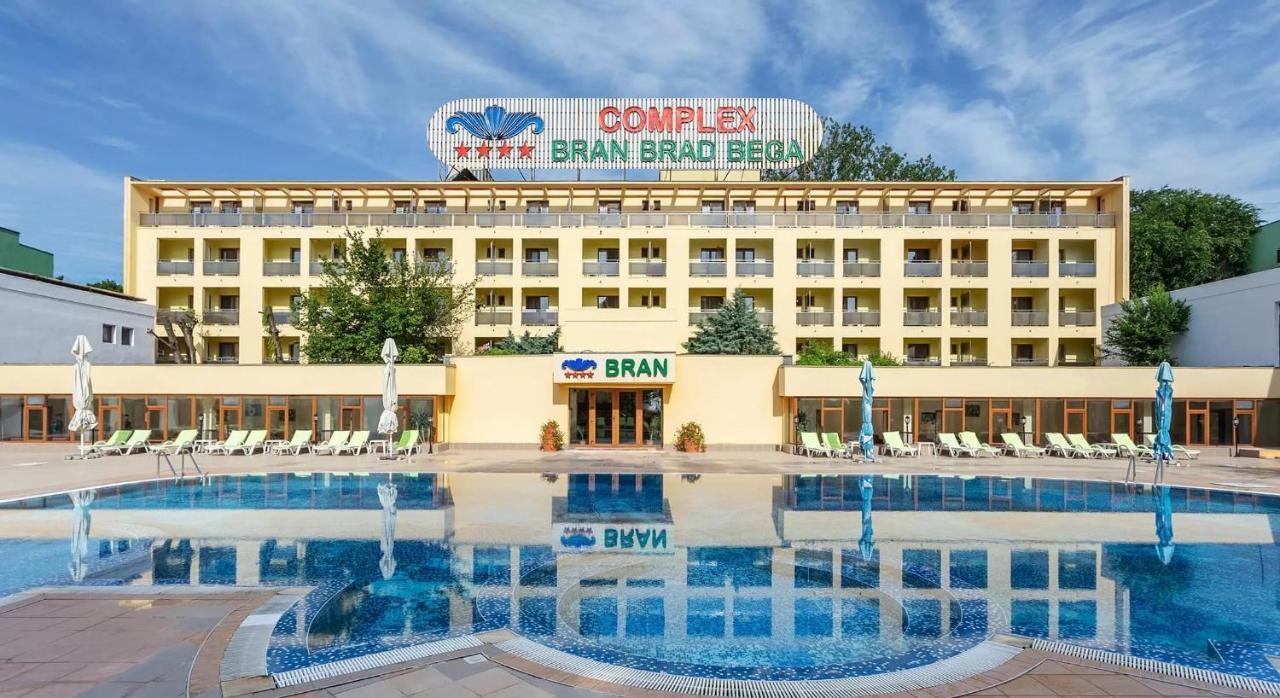 Hotel Complex Bran Brad Bega